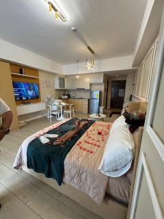 Venice Staycation Cozy Glimpse of Grand Canal View Retreat - 8