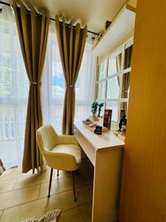 Venice Staycation Cozy Glimpse of Grand Canal View Retreat - Manila - 5