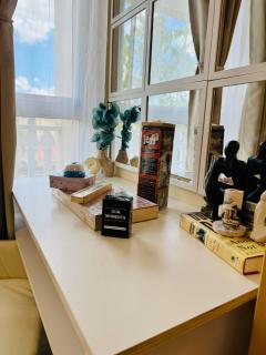 Venice Staycation Cozy Glimpse of Grand Canal View Retreat - Manila - 1