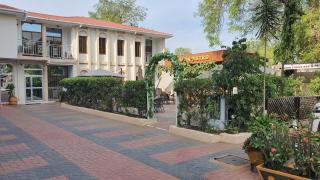 Aron International Hotel - Giuba - 9