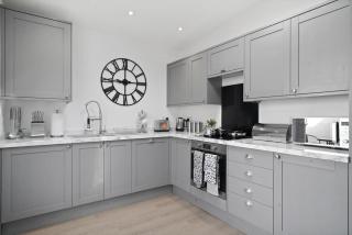 Spacious Modern Retreat - Near Temple Meads - Bristol - 9