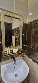 Family Friendly, Near Airport, Central Location - Abu Dhabi - 2