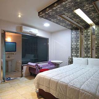 Hotel Venezia Songdo - Busan - 3