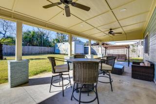 Walk to Gulf Tranquil Home with Yard in PCB! - Panama City Beach - 9