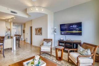 Pelicondo is an Ocean Front Condo with Beach View - Galveston - 8