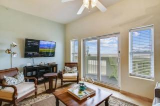 Pelicondo is an Ocean Front Condo with Beach View - 3