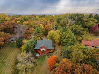 Monthly and Seasonal Secluded 4 Bedroom 4 Bath Lakehouse Retreat with Boat Pier - 4