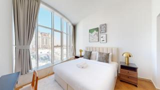 Zenith Tower A2 - Colourful One Bedroom - 8