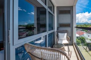 Parkhurst 408 With King Bed and Pool - Kingston - 1