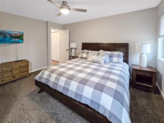 The Barefoot Lodge at Bridges Bay Resort - Arnolds Park - 4