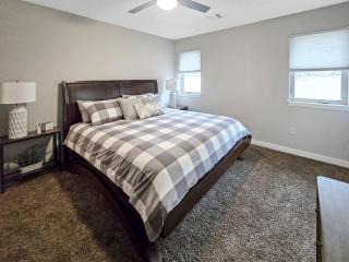 The Barefoot Lodge at Bridges Bay Resort - Arnolds Park - 2