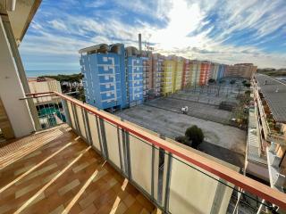 Luminous flat with a big terrace - Porto Santa Margherita di Caorle - 0