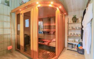 Superb Gite With Jacuzzi - - 2