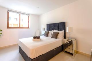 BnBNova - Saint Julian's Seafront 2BR with Terrace - St Julian's - 7