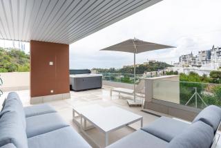 La Quinta 3 Bedroom Ultra Modern Apartment with Private Hot Tub - Málaga - 7