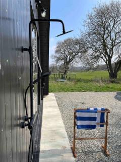 Converted Nissen Barn on beautiful farm - Braintree - 1