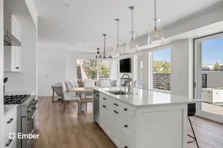 Desert Chic at Desert Color by Ember Stays - Atkinville - 9