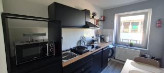 Moderne, zentral gelegene 2-Zimmer-Wohnung für 4 Personen, ideal für Monteure, Messegänger und Touristen - Leverkusen - 4
