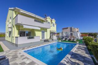 House JP - Brodarica - 9