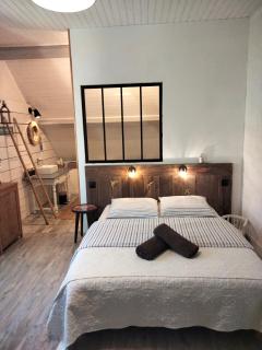Chambre Telma 2 pers avec piscine "Mon lit au pré" Couples ou Femmes seulement - Pontours - 0