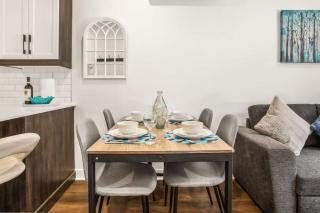 M11 Upscale Comfy Studio wAC in Perfect Location - Montreal - 4