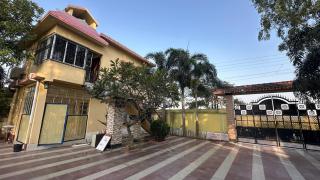 Charulata Home Stay - Bolpur - 8