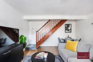 Guildford - Two Bed House - 6