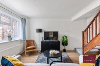 Guildford - Two Bed House - 5