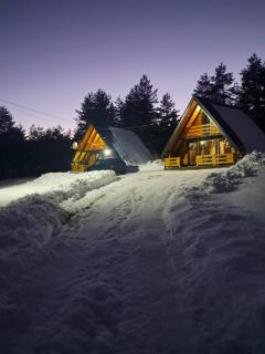 ROMANIJA vikendice - - 0