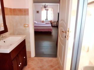 Charming villa in Barga with enclosed garden and fireplace - Barga - 4