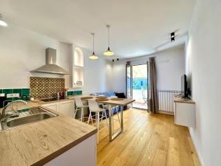 JureKA by Housilia - 2