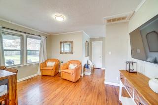 Tulsa Home 5 Mi to Downtown Groups Welcome! - Tulsa - 5