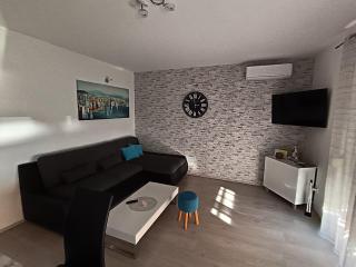 Lana i Natali - Kaštela - 3