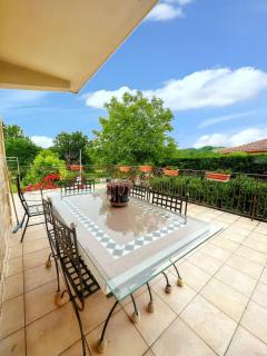 Appartement charmant à Toulonjac avec jardin et terrasse, 110 m² - Toulonjac - 3