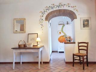 Spacious Apartment in Lisciano Niccone with Mountain View - 5