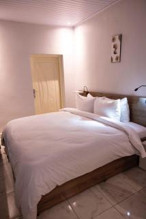 LUX Inn - Kigali - 0