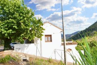 Charming house with mountain view in Siles + Garden - 1