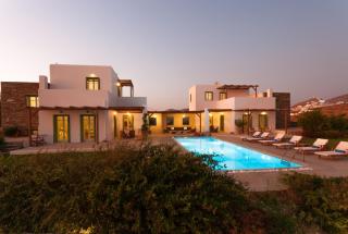 On The Rocks Villas Ios - Ios Chora - 3