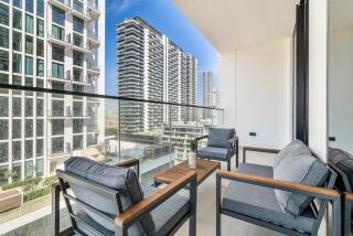GuestReady - Cozy 2BR l corner flat l balcony - 0