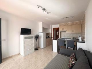 Bitacora II 1 bedroom apartment by JK Lanzarote - 9
