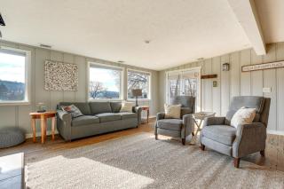 Cozy Table Rock Lake Boathouse with Pool Access - 6