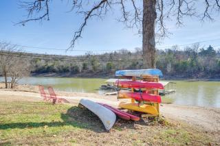 Lake Views and Community Perks Cape Fair Apartment! - Cape Fair - 8
