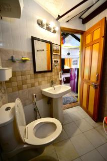 Valley View Terrace Apartment by Hillspeak Homes - 4