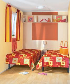 Charmant Bungalow à Juncalas avec Terrasse et Vue Montagne - 8