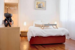 Elegant Apartment in the Heart of Madrid, 100m² with Parking - 8