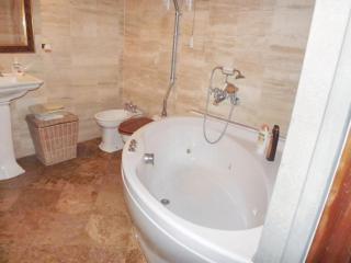 Charming Apartment in Empoli with Private Garden - Empoli - 5