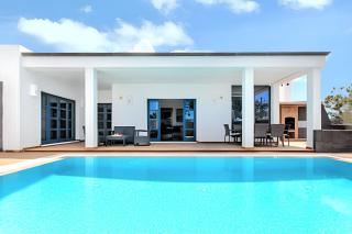 Elegant Villa near Playa Blanca, private pool, garden. - Playa Blanca - 8