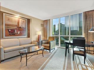 Ultimate Vegas Trip with Sphere View, Pool and Gym - 8