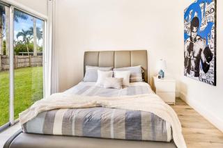 Tropicana Gem 4BR Oasis with Pool and Ping Pong Table - Miami - 8