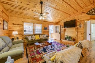 Pet-Friendly Mountain Cabin with Ramp Access! - Clayton - 7